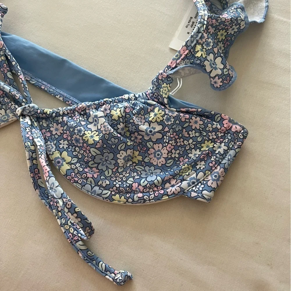 Frankie's Bikinis Birdie Top in Springtime